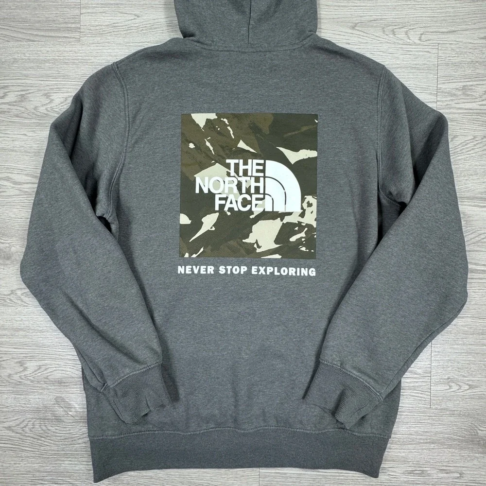 The North Face Men's Hoodie Logo Camo Grey Size Medium Pullover Sweatshirt Urban